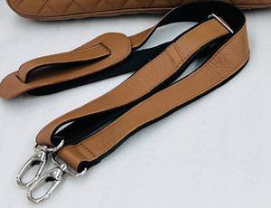 Portable Genuine Leather <b>Laptop</b> Messenger <b>Bag</b> <b>Ladies</b> Crossbody Adjustable Detachable Strap Lightweight Waterproof Unisex Office - Product Image 4