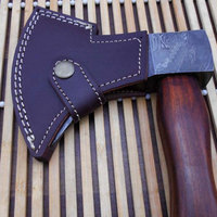 Hache en acier Damas sur mesure, tête en acier à motif fait main avec manche en bois naturel, hache en acier Damas de qualité supérieure
