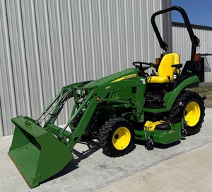 Tractor compacto John para Deere 2025R bastante usado y nuevo a la venta - Product Image 5