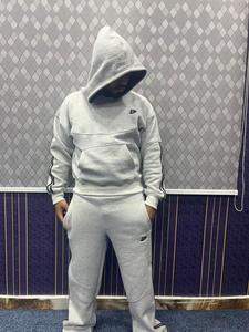 Sudadera con capucha unisex de lana de poliéster 100% sublimada con diseño de estampado de Ajedrez de secado rápido para una comodidad elegante - Product Image 3