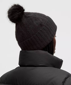 Gorro de Punto con Flecos de Lana Rosa Personalizado Más Vendido, Forrado de Felpa, Súper Suave, Cálido y Elástico, Unisex - Product Image 5