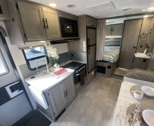 El mejor!! Autocaravanas Usadas Asequibles 2022 2023 2020, Autocaravanas Fleetwood Clase C, Autocaravanas con Color Personalizado Disponible, Poco Kilometraje - Product Image 4