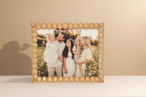 Marco Clásico de Mango TimberTales |   Marco de Fotos de Madera Hecho a Mano Personalizado para Exhibición en Escritorio y Regalos de Recuerdo de Eventos - Product Image 6