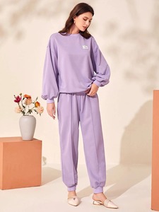 Por encargo Nuevo Diseño de moda Su propio logotipo Mujeres Trajes de chándal de lana de algodón Traje de chándal para las mujeres - Product Image 4