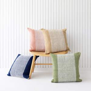 Funda de cojín de algodón con impresión digital 3D al por mayor, funda de almohada bordada personalizada de último diseño para uso doméstico, tamaño 50x50 para sofás - Product Image 1