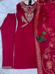 Vêtements occasionnels en soie romaine avec broderie de paillettes Pantalon Kurti et Dupatta Fabricant et fournisseur de l'Inde au taux le plus bas - Product Image 6