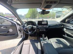 Auto Usado Listo para Enviar, BMW Serie 1 120i 1.5T M Sport 2023 Automático en Perfectas Condiciones - Product Image 5