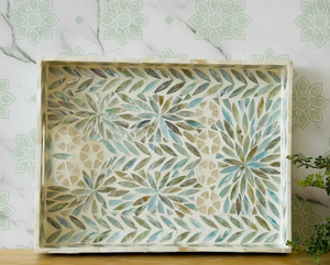 Base para Pastel Decorativa de Concha de Capiz Hecha a Mano con Incrustaciones de Madreperla, Grado Comercial, Tamaño y Color Personalizables - Product Image 1