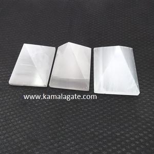 Pyramide de pierres semi-précieuses multicolores Mélange de cristaux de guérison Pierres précieuses à vendre Artisanat de pyramide artisanale - Product Image 6