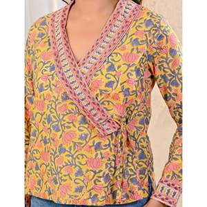 Blusa Elegante Amarilla para Mujer con Estampado Jaal, Cuello Asimétrico, Decoración Lateral con Bordado Dori, Tela Popelina, Corte Holgado, Talla XL, para Oficina - Product Image 2