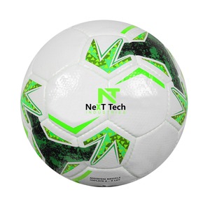Tech Industries Ballon d'entraînement de football Matériau PU à des fins d'entraînement avec un design personnalisé et un logo personnalisé - Product Image 4