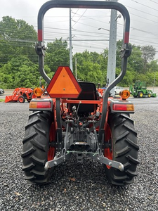 ซัพพลายเออร์ที่ดีที่สุด รถแทรกเตอร์ Kubota L2501 25 แรงม้า ขับเคลื่อน 4 ล้อ รถแทรกเตอร์ขนาดเล็ก เครื่องยนต์ดีเซล ระบบไฮโดรสแตติก พร้อมที่ตักด้านหน้าสำหรับขาย - Product Image 6