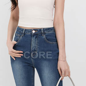 La mejor calidad Low Moq Precio barato Pantalones vaqueros Acampanados para mujer de nuevo diseño - Product Image 5