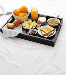 Plateau en bois d'acacia écologique et durable - Multifonctionnel pour servir, ranger et décorer - Product Image 1