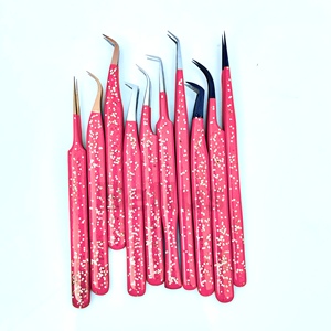 Pince à cils Grip Aura Nano Pattern Precision Steel Volume Tip Beauty Tool Private Branding for Salons - Product Image 3