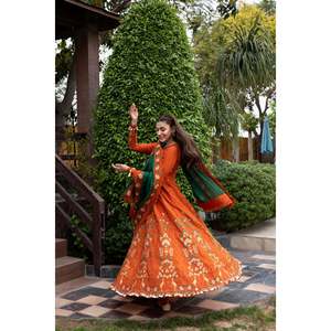 ANEELAS-FROCK Ensemble 3 pièces brodé en tissu lawn, collection 4858, avec dupatta brodé en mousseline et pantalon pour le printemps/été - Product Image 5
