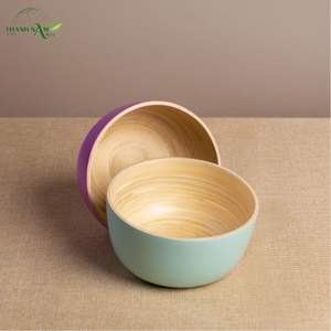 Bol en bambou filé de conception classique fait à la main - Léger, écologique, non toxique pour le service et la décoration de la maison - Product Image 1