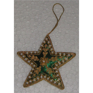 Ornement suspendu en tissu en forme d'étoile suspendu de Noël pour la décoration du décor de jardin d'arbre de Noël fait par la perle de Zardozi de tissu - Product Image 1