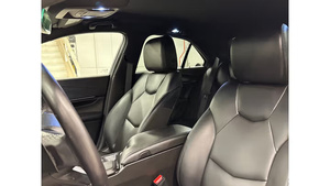 Cadillac CT4 Luxury 2023 Usado en Excelentes Condiciones, Tracción Trasera - Product Image 5