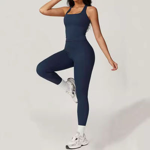 Nuevos conjuntos de Yoga de calidad superior de venta superior para mujeres y diseño de logotipo personalizado de talla grande de color sólido a bajo precio - Product Image 1