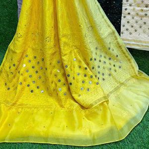 Sari de seda Chanderi pura de alta calidad con el trabajo tradicional de Lucknowi Chikankari y Mukesh sin arrugas para ropa de fiesta - Product Image 1