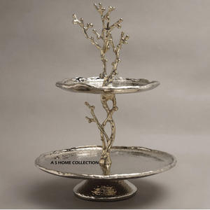 Soporte de Metal para Pastel de Boda de Diseño Único y Excelente Calidad, Ideal para Exhibición en Bodas y Cumpleaños - Product Image 1