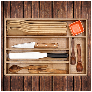 Organisateur de tiroir à couverts en bambou moderne fait à la main avec plusieurs sections pour le rangement des cuillères, des fourchettes, des couteaux et des ustensiles - Product Image 3
