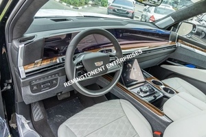 เอสคาเลด SUV ปี 2026 ใหม่ มาตรฐานยูโร 6 7 ที่นั่ง สีดำ เกียร์อัตโนมัติ ไฟหน้า LED หลังคาพาโนรามา เครื่องยนต์เบนซิน - Product Image 6