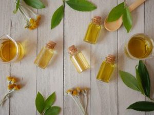 Huile pure et aromatique Huile essentielle de Copaïba 100% pure - Grade cosmétique Huile de massage Aromathérapie Hydratant et bienfaits raffermissants - Product Image 2