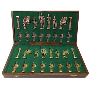 Juego de Ajedrez Coleccionable de Mármol Verde de 15 x 15 Pulgadas + Piezas Romanas de Latón, para Niños y Adultos - Product Image 4