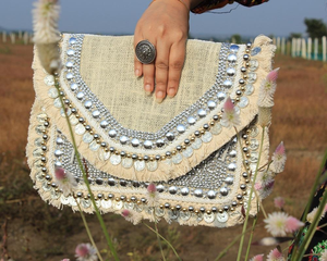 กระเป๋าถือสายคาดไหล่ประดับลูกปัดมีซิปกระเป๋าสะพายข้างสำหรับวันออกแข่งขันและวันแข่งขันแบบลำลองโดยแฟชั่นเรืองแสง - Product Image 2