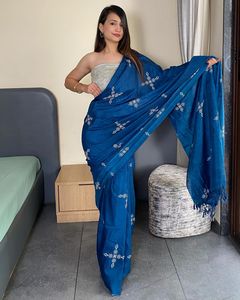 Saree de créateur indien élégant de Bollywood pour un saree en soie ethnique chic de Bollywood Impression numérique Exclusive Lest Sari PParty Wear - Product Image 2