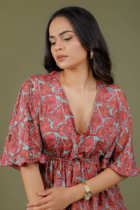 ชุดเดรสสั้นผ้าไหมพร้อมกระสวยสำหรับ2023ชุดเดรสสไตล์รีสอร์ตคอลเลคชั่นฤดูร้อนใหม่ - Product Image 4