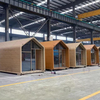 Maison conteneur intelligente et luxueuse, structure en acier étanche, pod de jardin, design capsule triangulaire en bois pour hôtels et bureaux