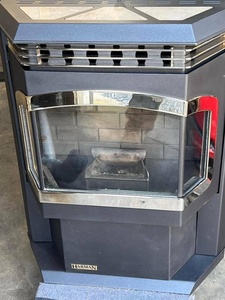 Poêle à granulés de bois original et de bonne qualité/Poêle à bois au design moderne avec four en fonte disponible à bas prix - Product Image 4