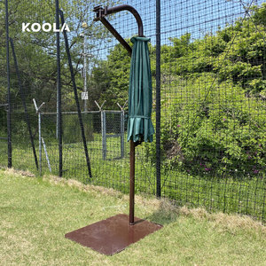 Sombrilla Comercial Cantilever de 13 pies |   Estructura de Acero de Alta Resistencia |   Sombrilla KOOLA KENTI de 4m |   Resistente a los rayos UV |   Hotel Park Deck - Product Image 2