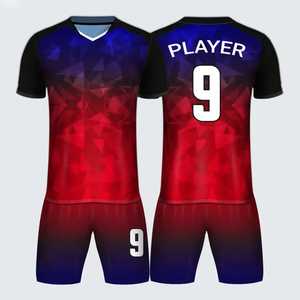 Nueva camiseta de fútbol 2025 para verano hecha de poliéster ligero 100 por ciento para equipos de clubes y fanáticos que buscan comodidad y estilo - Product Image 6