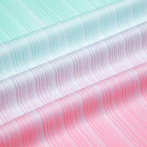 Uniformes de Fútbol para Hombre al por Mayor, Tallas Grandes, Sostenibles, 100% Poliéster, Ligeros, de Secado Rápido, Personalizables y Transpirables - Product Image 3