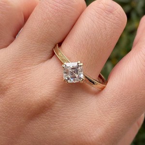 Anillo de moissanita con corte de cojín en plata de ley 925 en oro de 14 quilates, elegante joyería llamativa brillante, anillo de boda solitario - Product Image 3