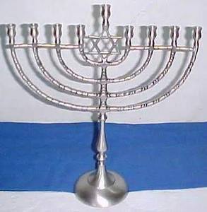 Wholesale Menorah Candle <b>Holder</b> with Classic 9 Arms Design Best Gold Finish Stand for Christmas Available in Aluminum <b>Brass</b> - Product Image 4