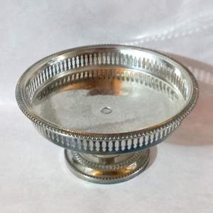 Bol à chocolat en métal doré Vaisselle décorative moderne et élégante pour les mariages Banquet Restauration et célébrations culturelles - Product Image 4