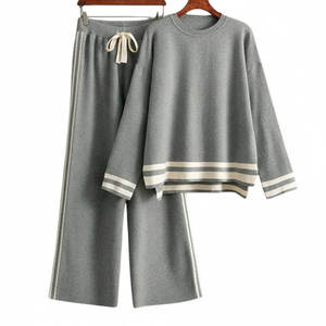 Ensemble deux pièces tendance pour femmes, coupe ample, tenue décontractée, ensemble deux pièces pour un style quotidien - Product Image 1