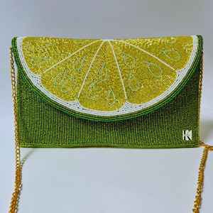 กระเป๋าสะพายลูกปัด, กระเป๋าลูกปัด, กระเป๋าแต่งงาน, ของขวัญสำหรับเธอ, คลัทช์ลูกปัด, กระเป๋าลูกปัด, กระเป๋าอินเทรนด์, กระเป๋าถือสีสันสวยงาม - Product Image 4