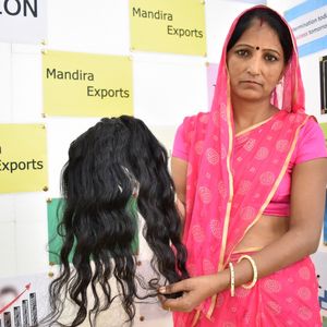 100% Cuticle Aligned Virgin Vietnamese Indian <b>Hair</b> Extensions Black Color Wavy Bundles Curl Styles Vendor Offers Cheap Price - Product Image 3