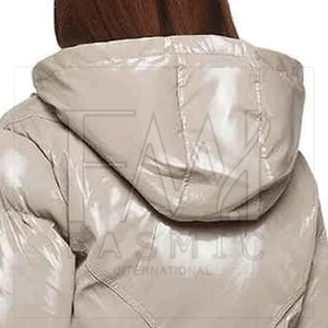 High Quality 100% Polyester Cropped <b>Down</b> Jackets for Winter Shiny Thick Warm Customizable Fabric Knitted Style - Product Image 5