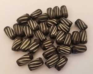 Cuentas de resina de cuerno y hueso hechas a mano para hacer joyas disponibles en diferentes formas y tamaños para joyería de hueso de concha y coral - Product Image 3