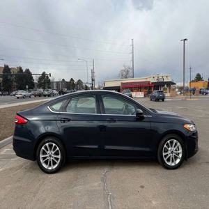 Ford Fusion Hybrid SE 2020 d'occasion en excellent état - Product Image 2