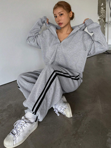 Ensemble de survêtement 2 pièces pour femme, collection hiver, style décontracté, avec logo imprimé, coupe ample, en polaire à capuche, pour homme - Product Image 5