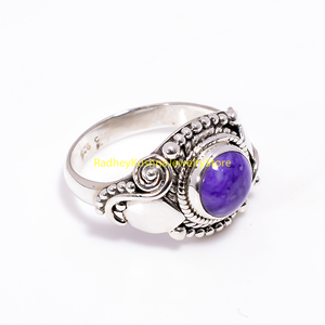 Anillo Boho Hecho a Mano con Plata de Ley 925 y Piedra Preciosa de Charoíta Púrpura Natural - Product Image 2