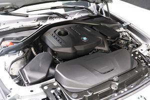 BMW 330i xDrive Gran Turismo 2018 Usado, 23500 Millas, Tracción en las Cuatro Ruedas, Equipamiento Completo, Sin Modificaciones - Product Image 6